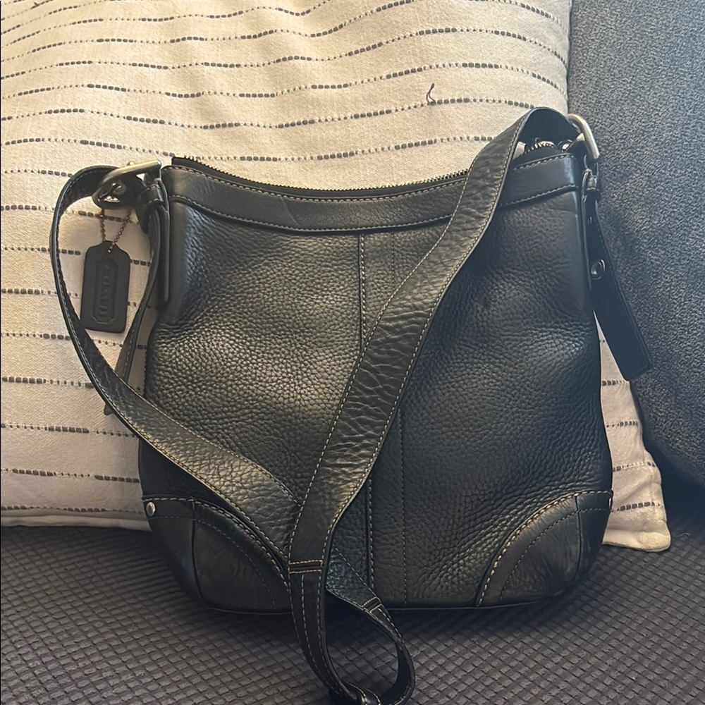 Vintage Coach Black Leather Crossbody Bag